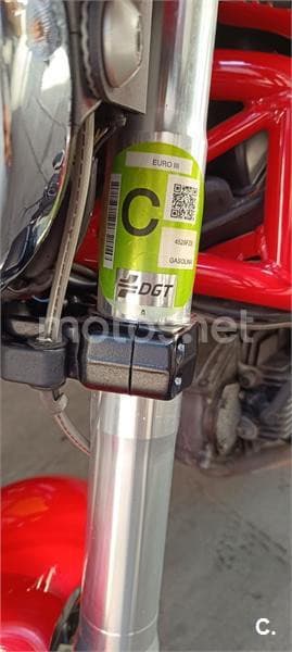 Ducati MONSTER 695 – Vista 7