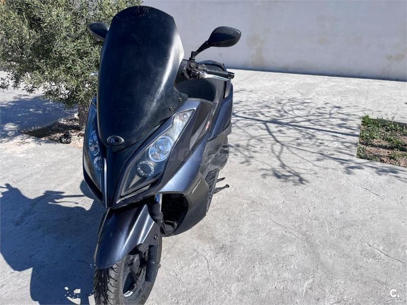Kymco Super Dink 125i – Vista 3