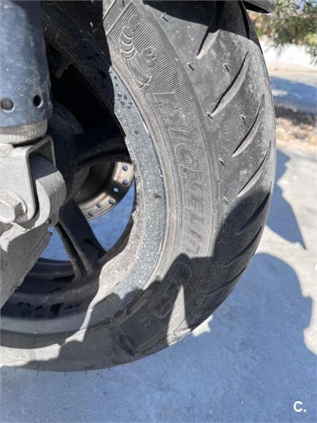 Kymco Super Dink 125i – Vista 7