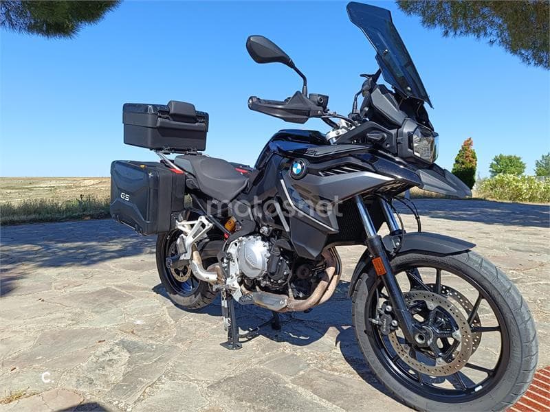 BMW F 750 – Vista 1