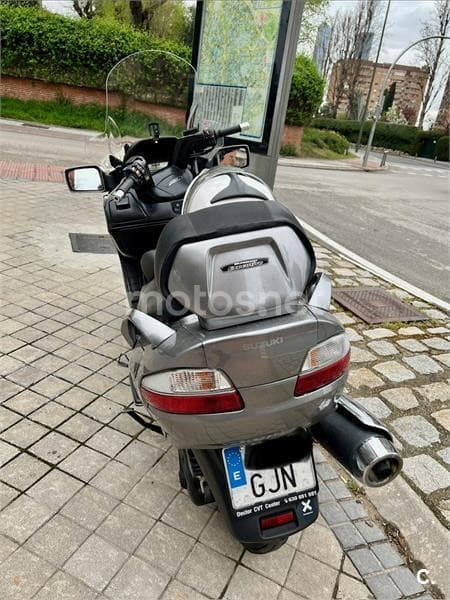 Suzuki BURGMAN 650 Executive – Vista 11