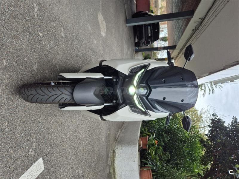 Yamaha NMAX – Vista 2