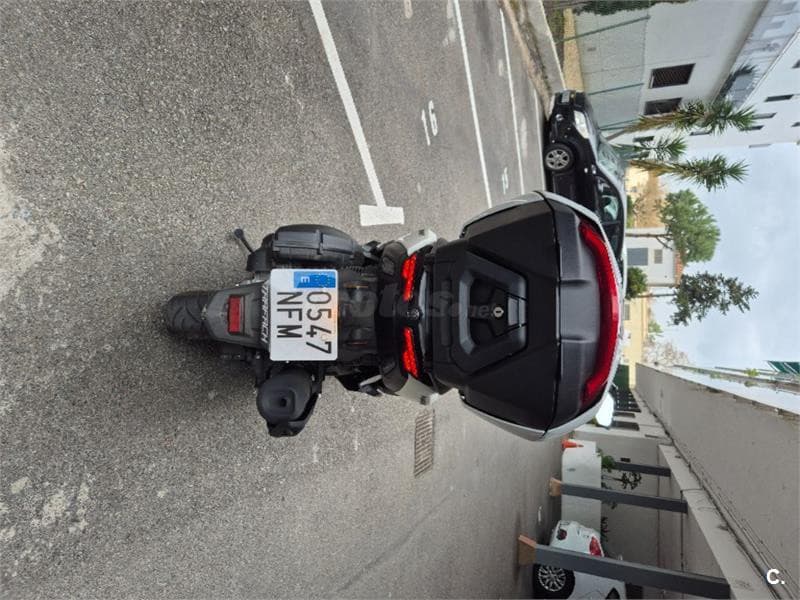 Yamaha NMAX – Vista 4