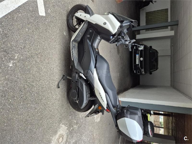 Yamaha NMAX – Vista 5