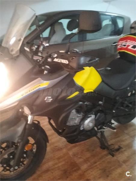 Suzuki SV 650 – Vista 2