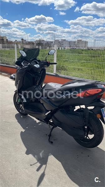 Yamaha XMAX 300 – Vista 2