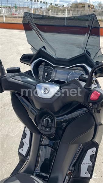 Yamaha XMAX 300 – Vista 6