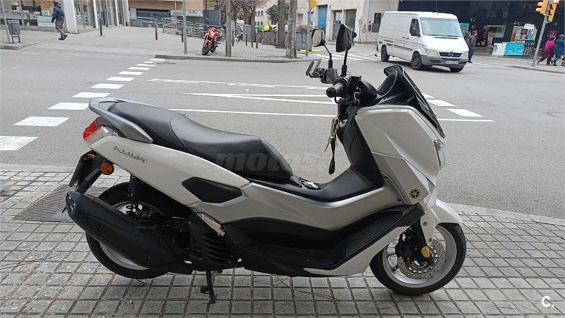 Yamaha XMAX 125 – Vista 3