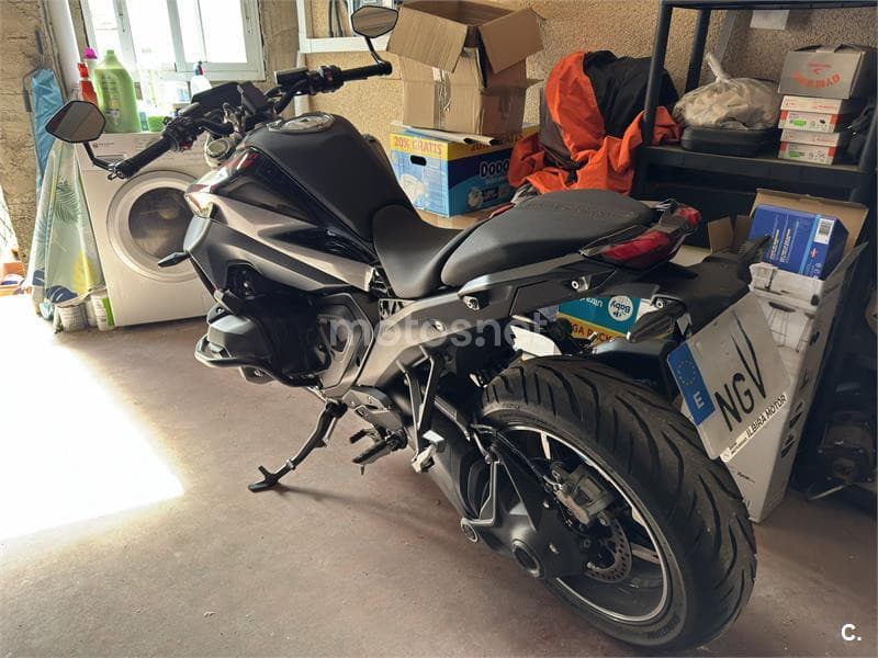 BMW R 1300 R – Vista 3