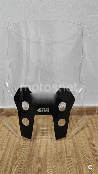 Suzuki V-Strom 1050 – Vista 15