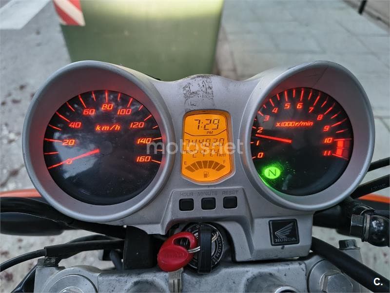 Honda CBF 250 – Vista 11