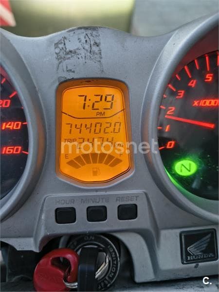 Honda CBF 250 – Vista 12
