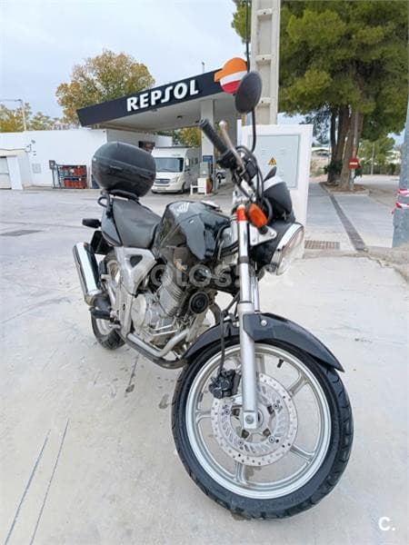 Honda CBF 250 – Vista 3