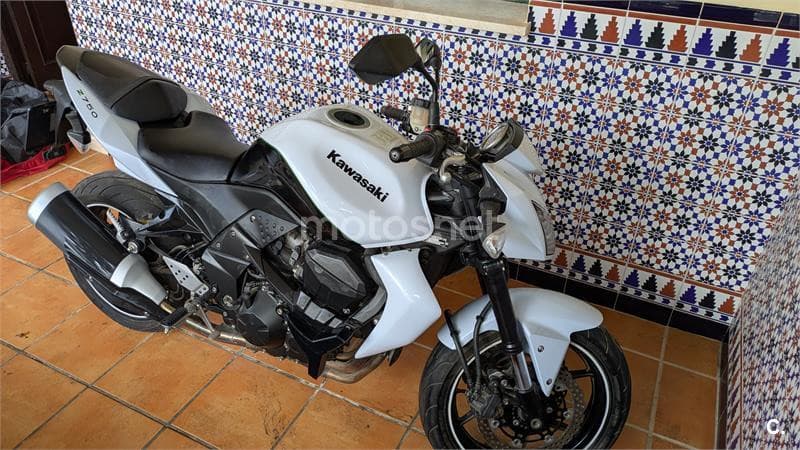 Kawasaki Z 750 – Vista 2