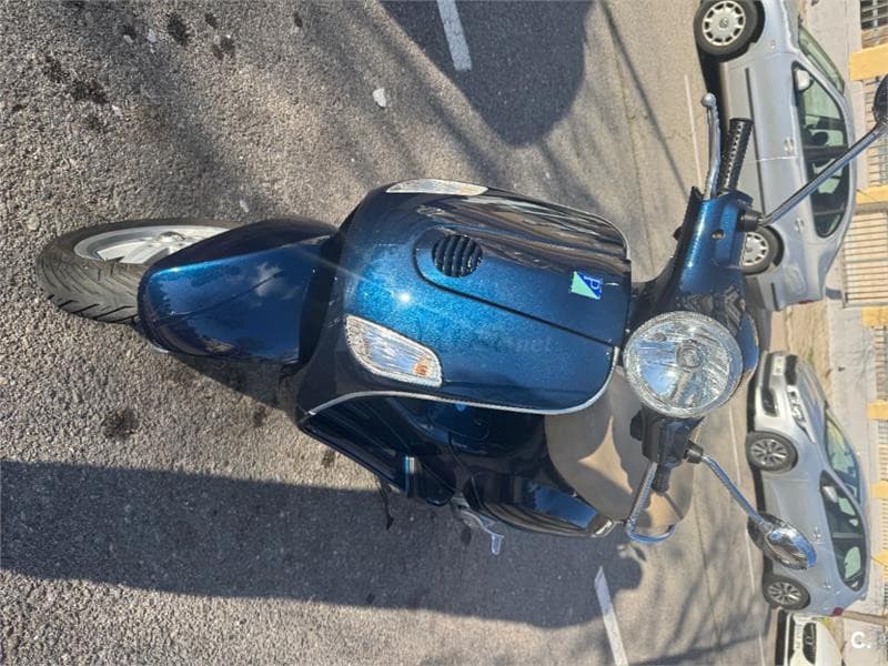 Vespa LX 125 – Vista 3