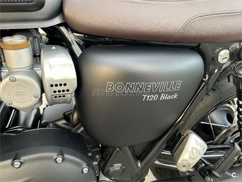 Triumph Bonneville T120 – Vista 6