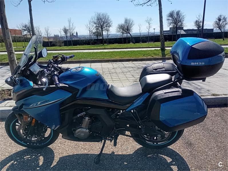 CFMOTO 400 NK – Vista 7