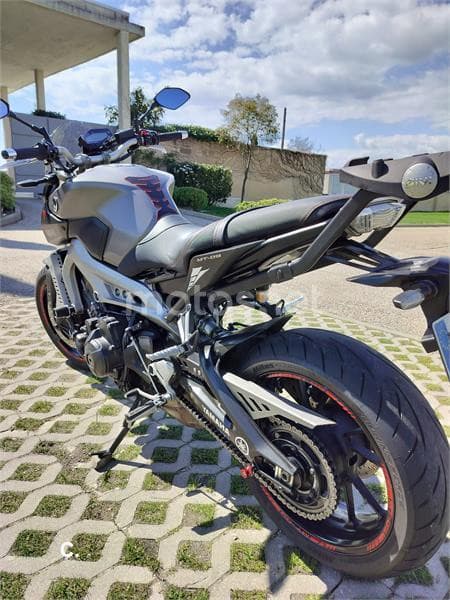 Yamaha MT 09 – Vista 5
