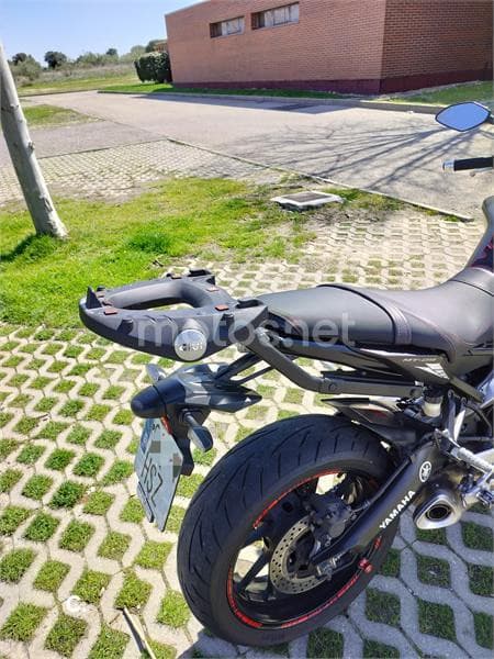 Yamaha MT 09 – Vista 8