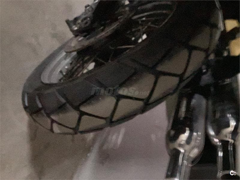 Triumph SCRAMBLER EFI – Vista 6