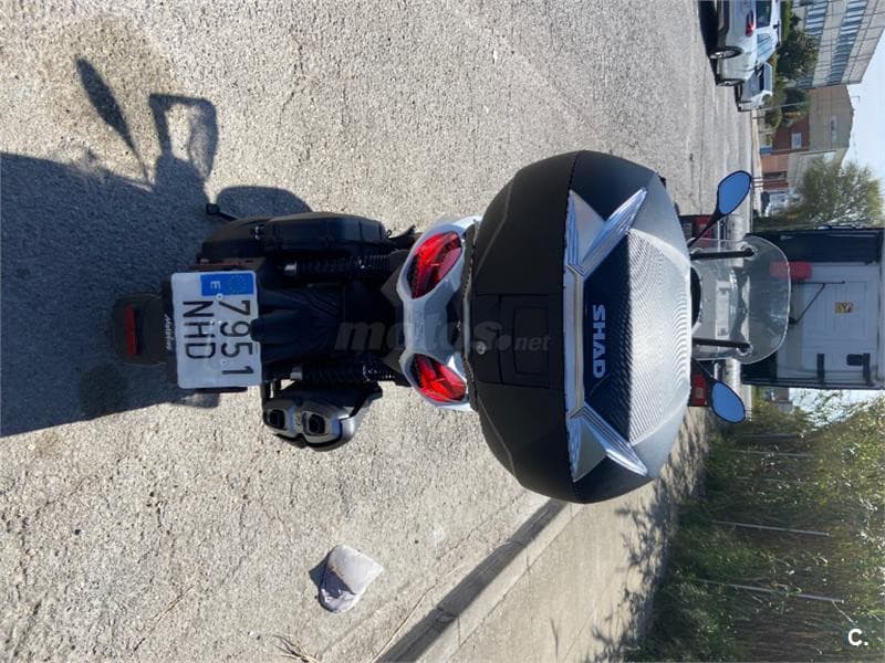 Piaggio Beverly 400 – Vista 4