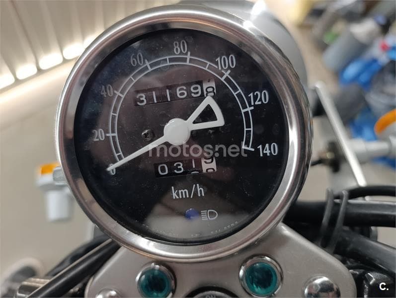 Suzuki TU 250 X – Vista 4