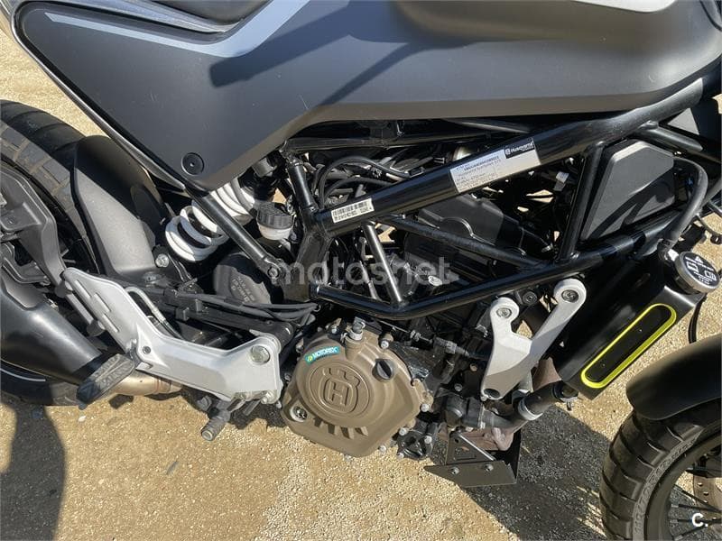 Husqvarna Svartpilen 125 – Vista 5