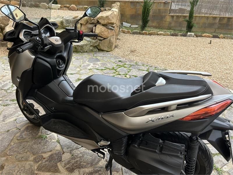 Yamaha XMAX 400 – Vista 3