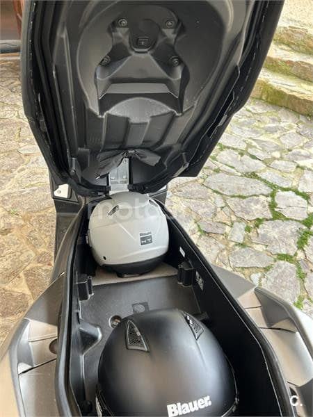 Yamaha XMAX 400 – Vista 4