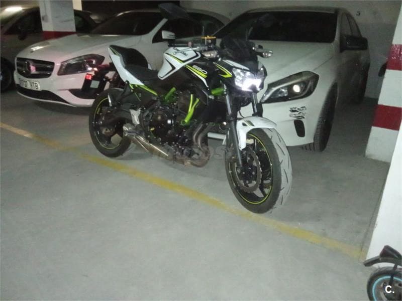 Kawasaki Z 650 – Vista 1