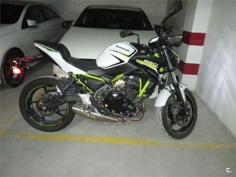 Kawasaki Z 650 – Vista 2