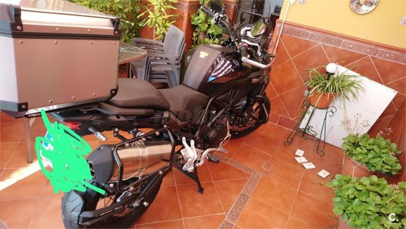 Benelli TRK 502 – Vista 3