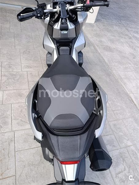 Honda ADV 350 – Vista 6