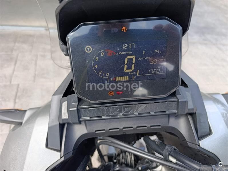 Honda ADV 350 – Vista 7