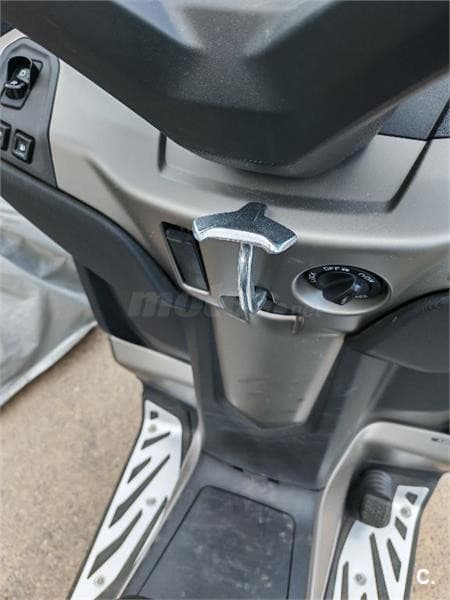 Piaggio MP3 Exclusive 530 – Vista 5