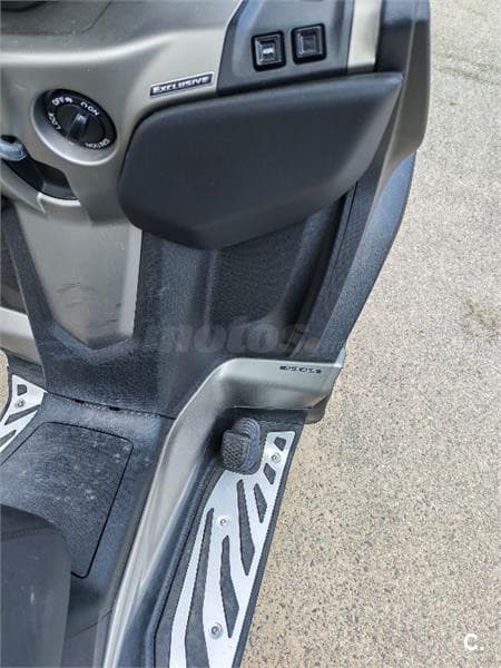 Piaggio MP3 Exclusive 530 – Vista 8