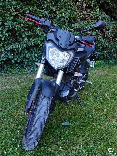 Yamaha MT-125 – Vista 2
