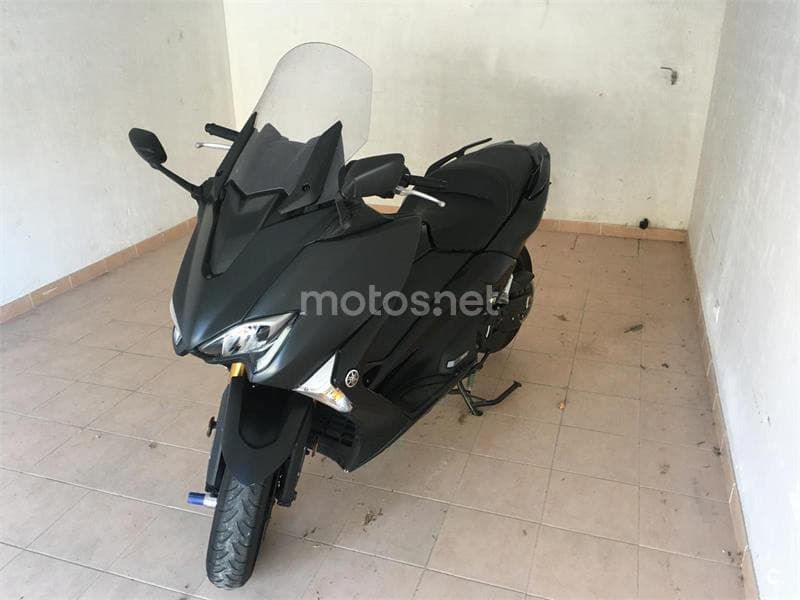 Yamaha TMAX – Vista 5