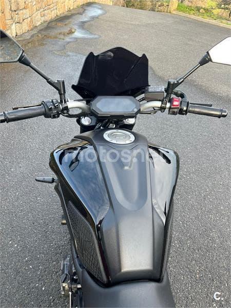 Yamaha MT-07 – Vista 5