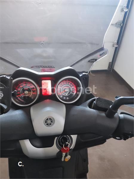Yamaha XMAX 125 – Vista 2