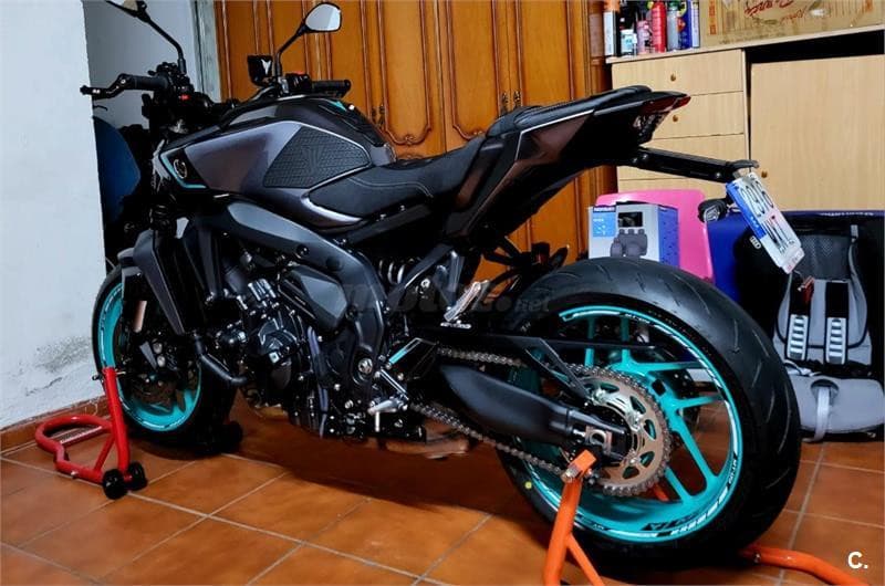 Yamaha MT 09 – Vista 8