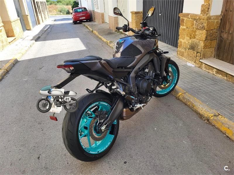 Yamaha MT 09 – Vista 10