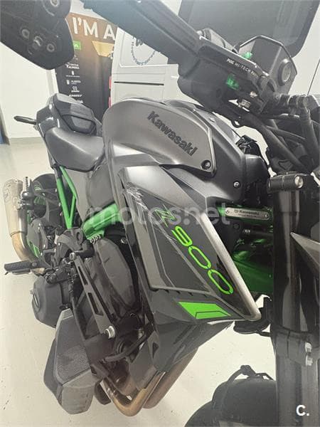 Kawasaki Z 900 – Vista 3