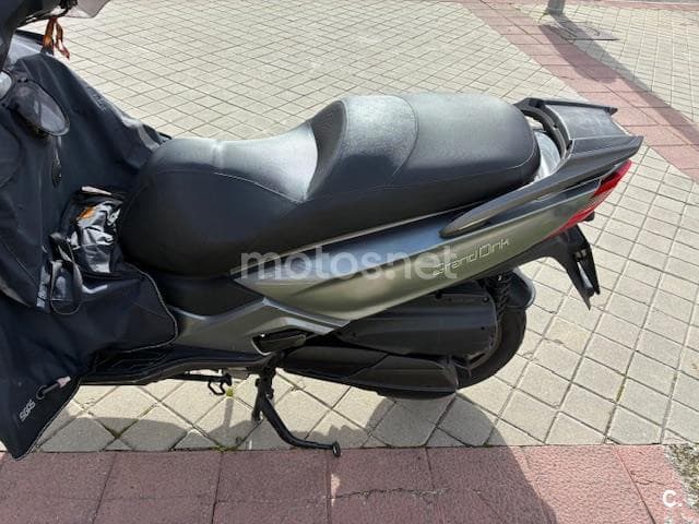 Kymco Grand Dink 300 – Vista 14