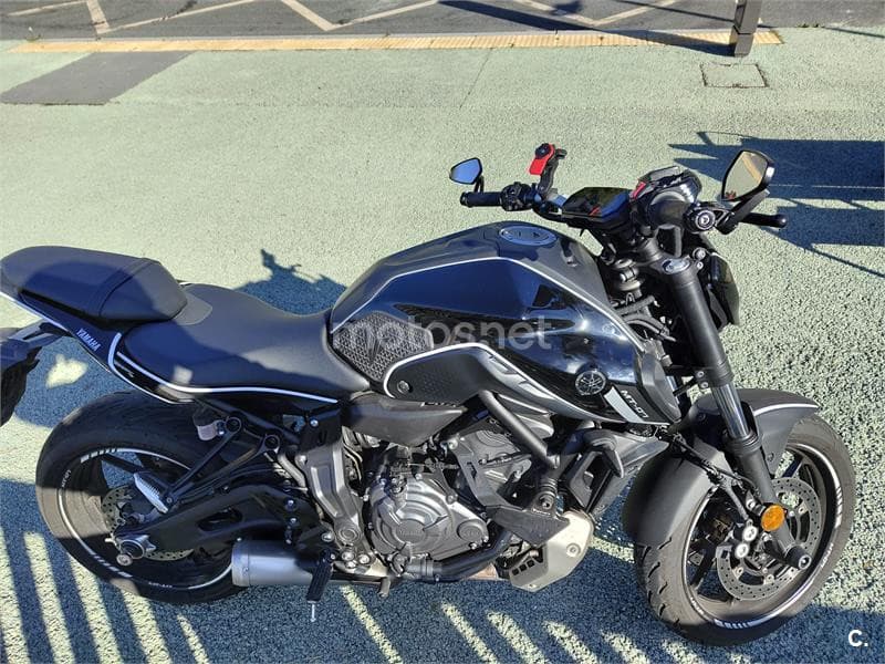 Yamaha MT-07 – Vista 13
