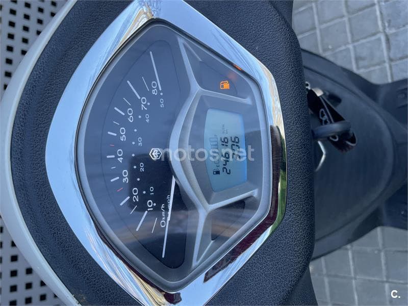 Piaggio LIBERTY 50 – Vista 5