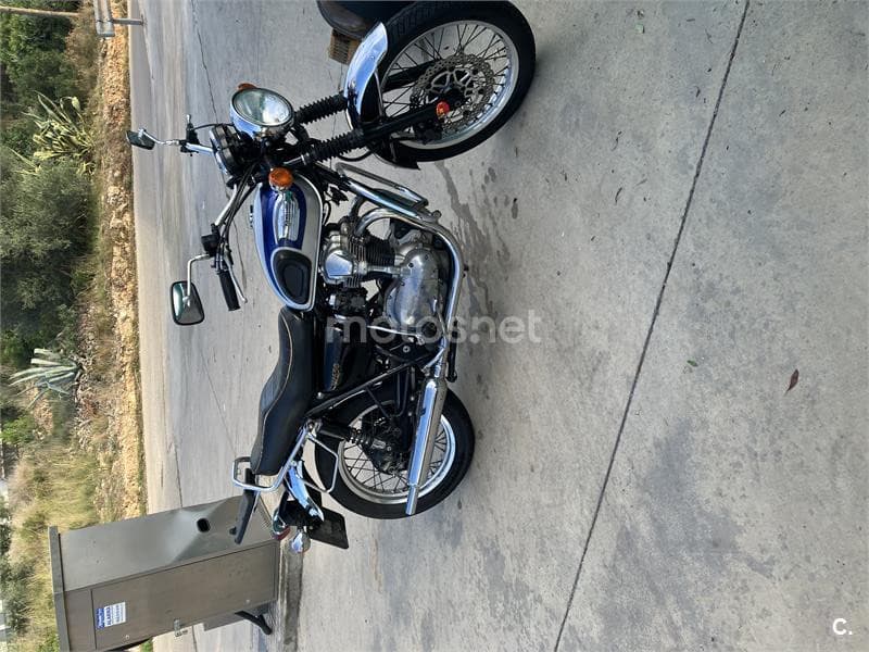 Kawasaki W 650 – Vista 2