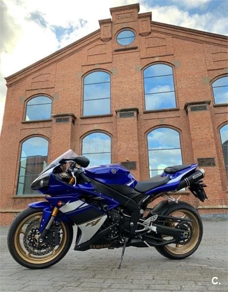 Yamaha YZF R1 – Vista 1