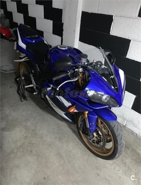 Yamaha YZF R1 – Vista 2