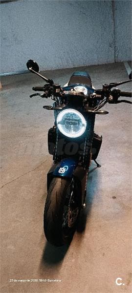 Husqvarna Vitpilen – Vista 8